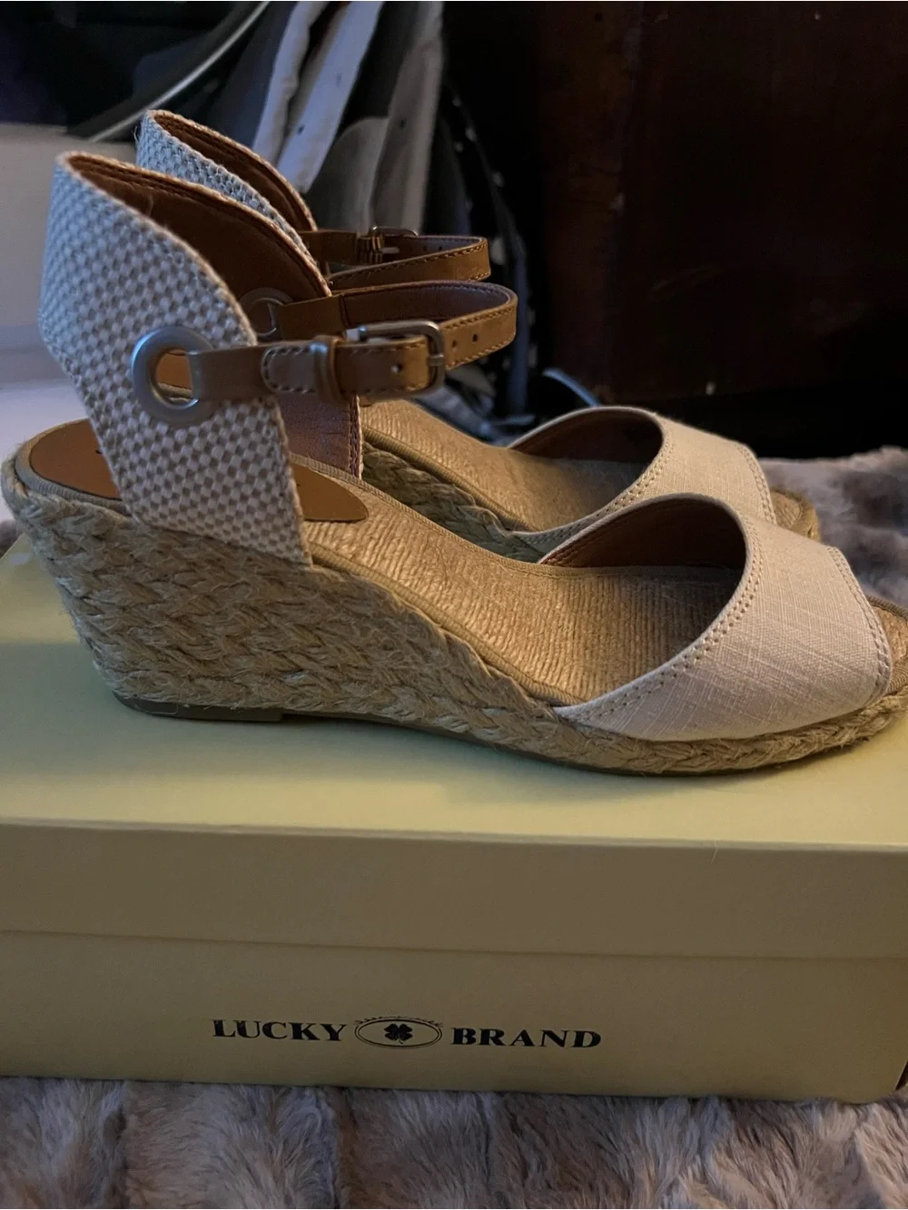Lucky Brand Women's Natural Wedge Sandals Ankle Strap Buckle Solid Size 7.5 M